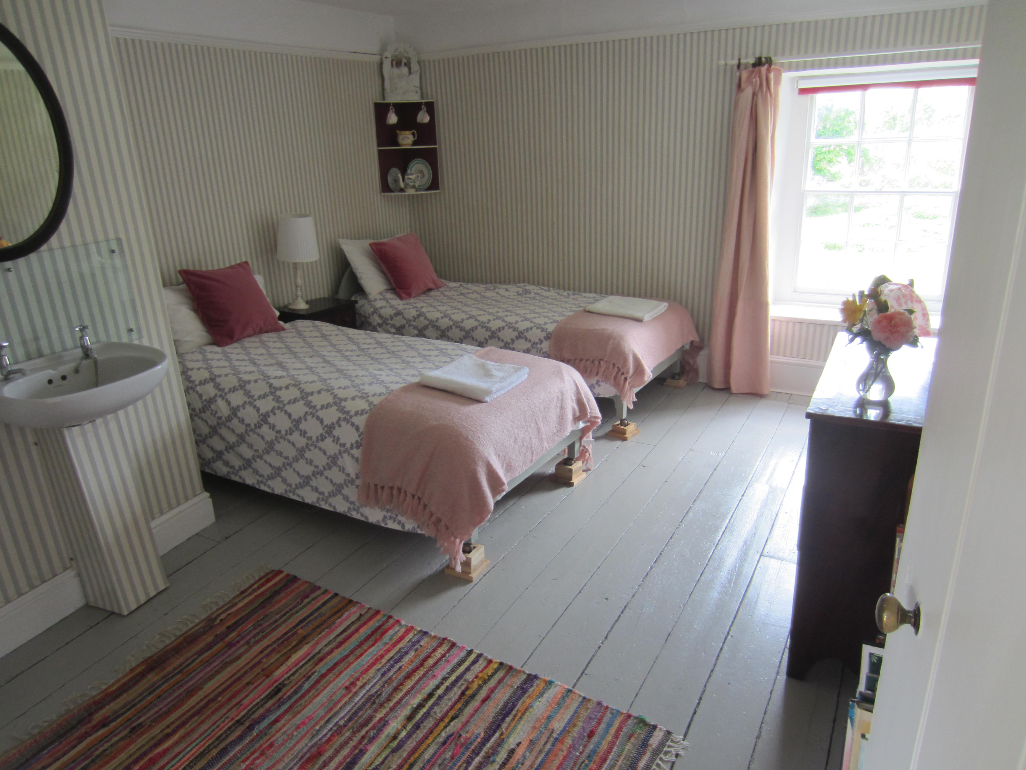 Bedroom 2, Stanley Pontlarge